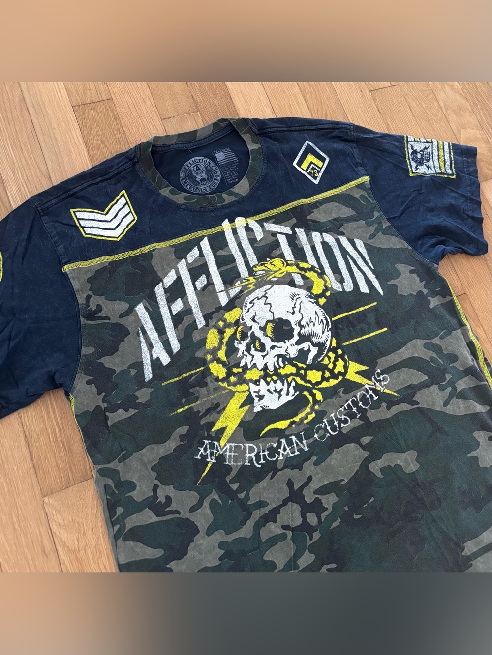 Vintage Affliction American Customs Shirt Mens 2XL Camo Skull Live Fast Y2K MMA